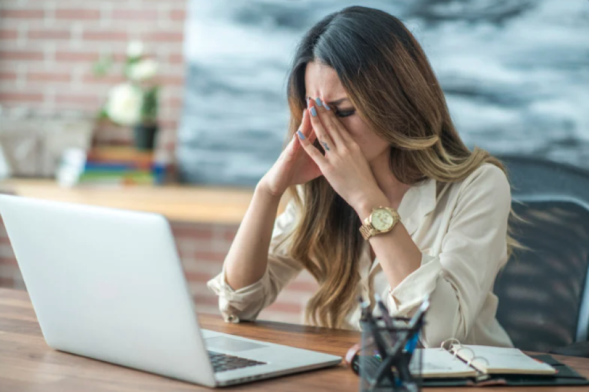 Tinnitus verstehen: Wenn dein Körper STOP sagt – und du hinhören solltest